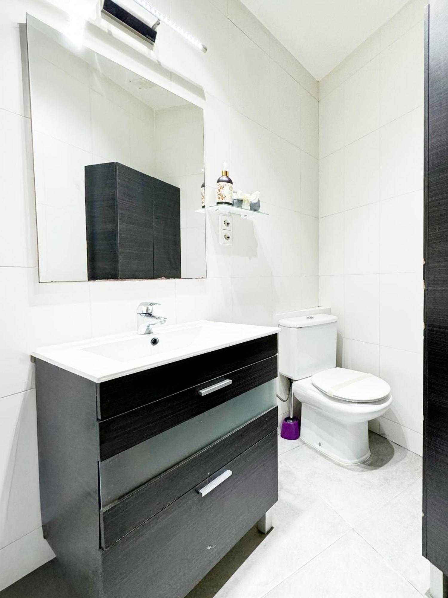 Apartament Luminoso, Con Patio Y Buena Zona Madryt Zewnętrze zdjęcie